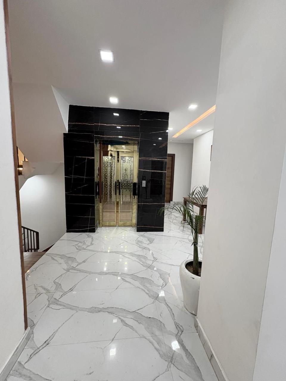 Pacific Inn Eco Central Gurgaon Exterior foto