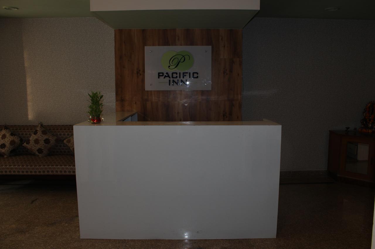 Pacific Inn Eco Central Gurgaon Exterior foto