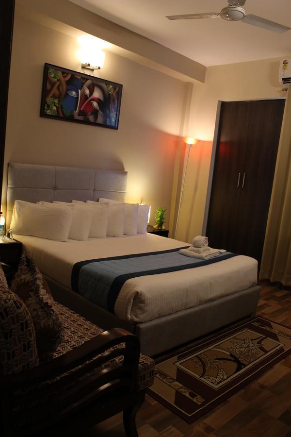 Pacific Inn Eco Central Gurgaon Exterior foto